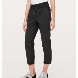 Lululemon Dance Studio Crop 25"